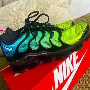 Nike Vapor Max Plus